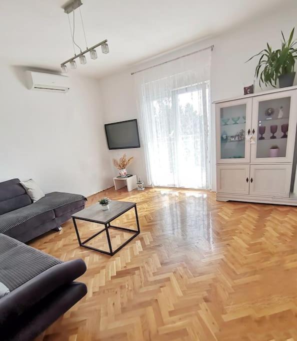 Apartman Pejic Podstrana Zewnętrze zdjęcie